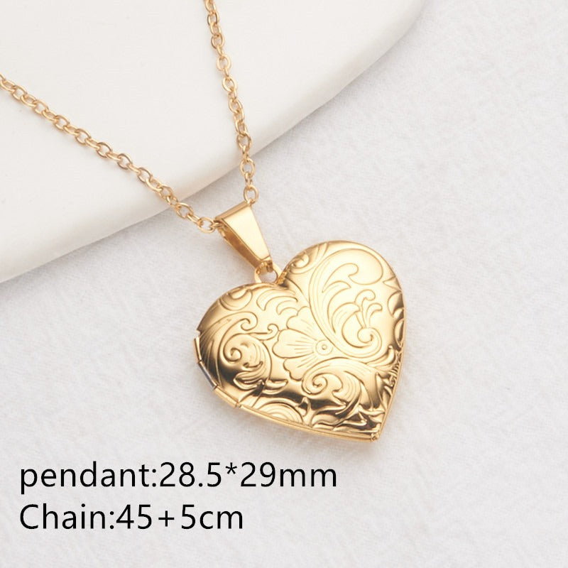 Opening Heart Women Necklace Personalized Album Box Necklace