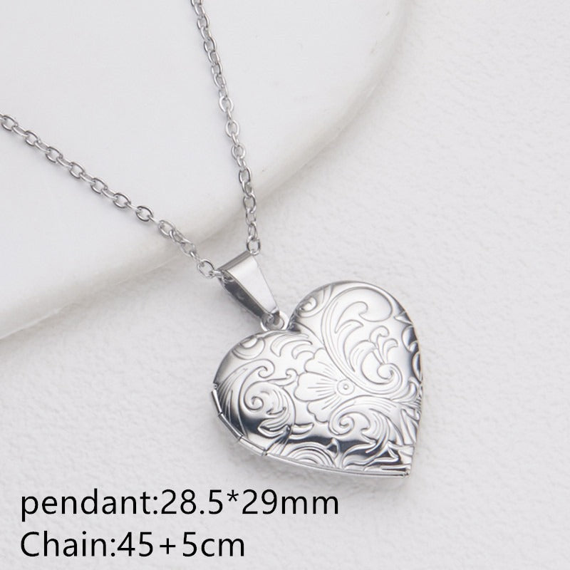 Opening Heart Women Necklace Personalized Album Box Necklace