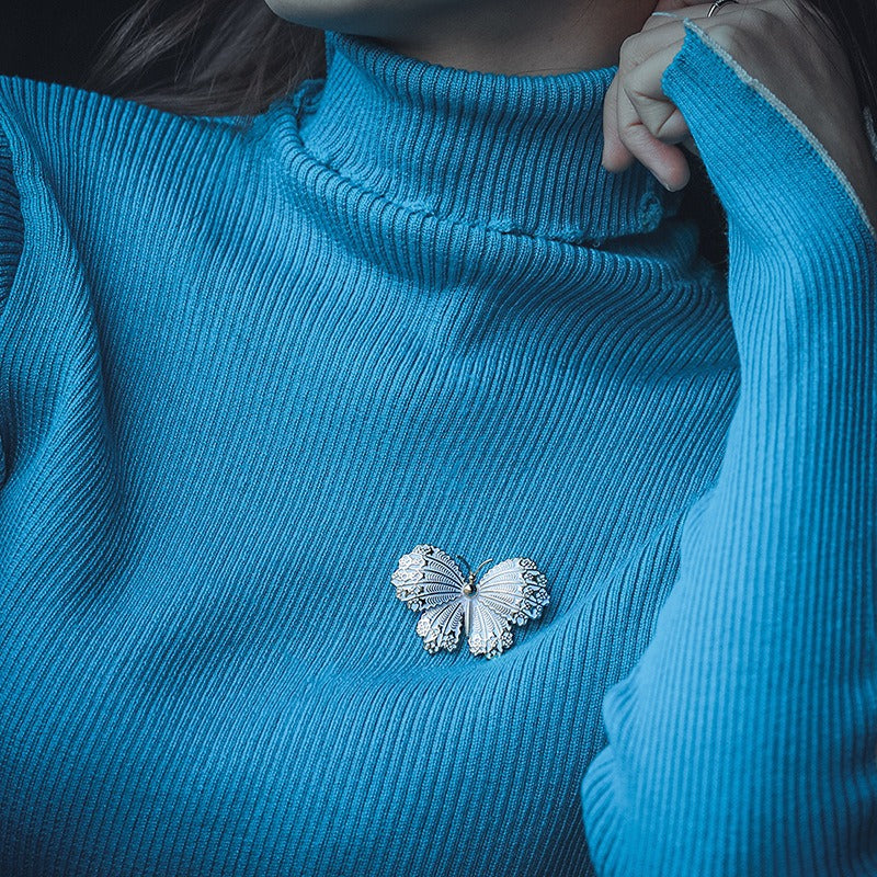 Enamel Butterfly Brooch – Elegant Fashion Pin Jewelry for Women