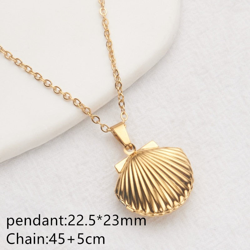 Opening Heart Women Necklace Personalized Album Box Necklace