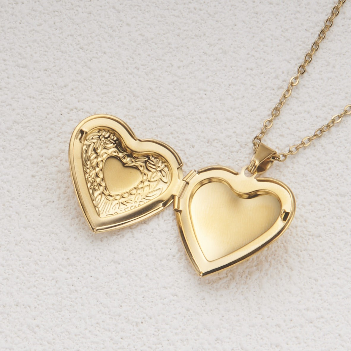 Opening Heart Women Necklace Personalized Album Box Necklace
