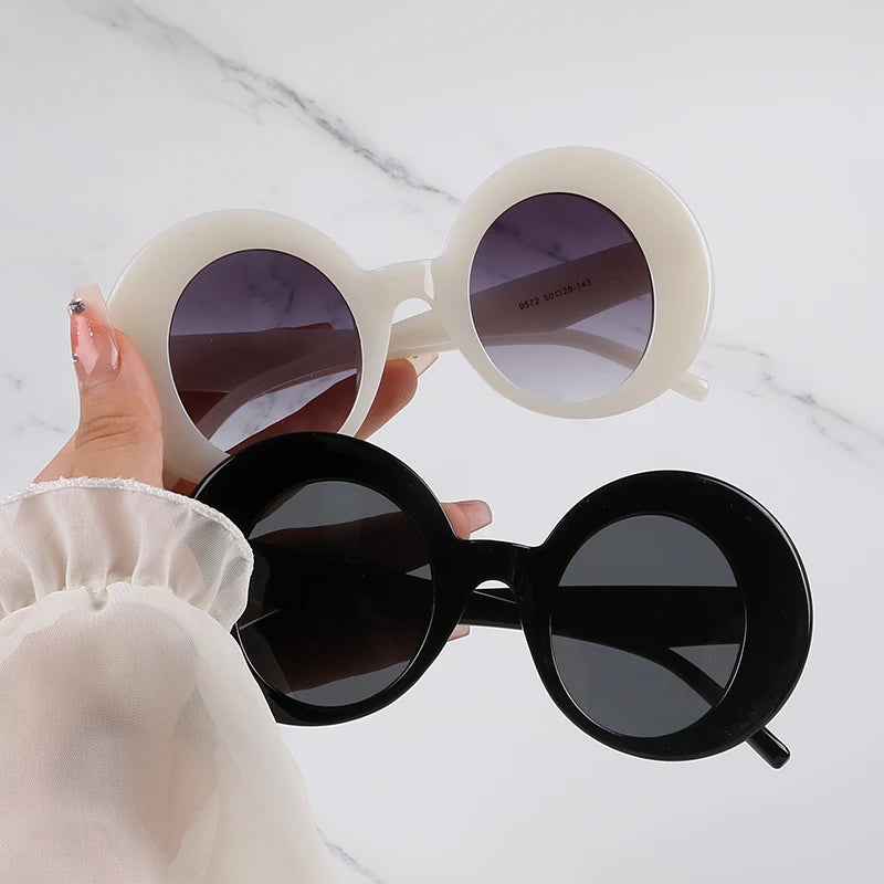 Unisex Oval Round Sunglasses – Vintage Inspired UV Protection