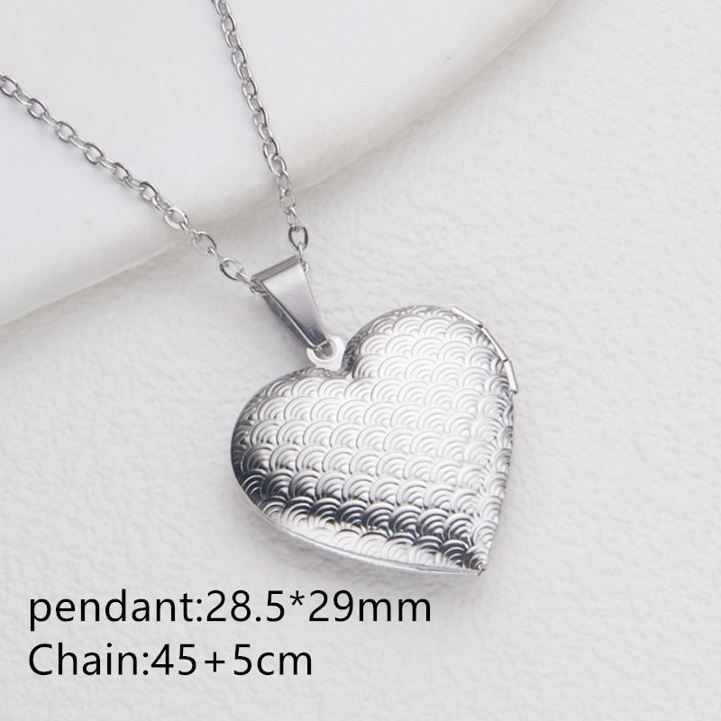 Opening Heart Women Necklace Personalized Album Box Necklace