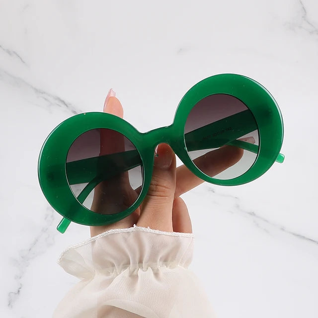 Unisex Oval Round Sunglasses – Vintage Inspired UV Protection