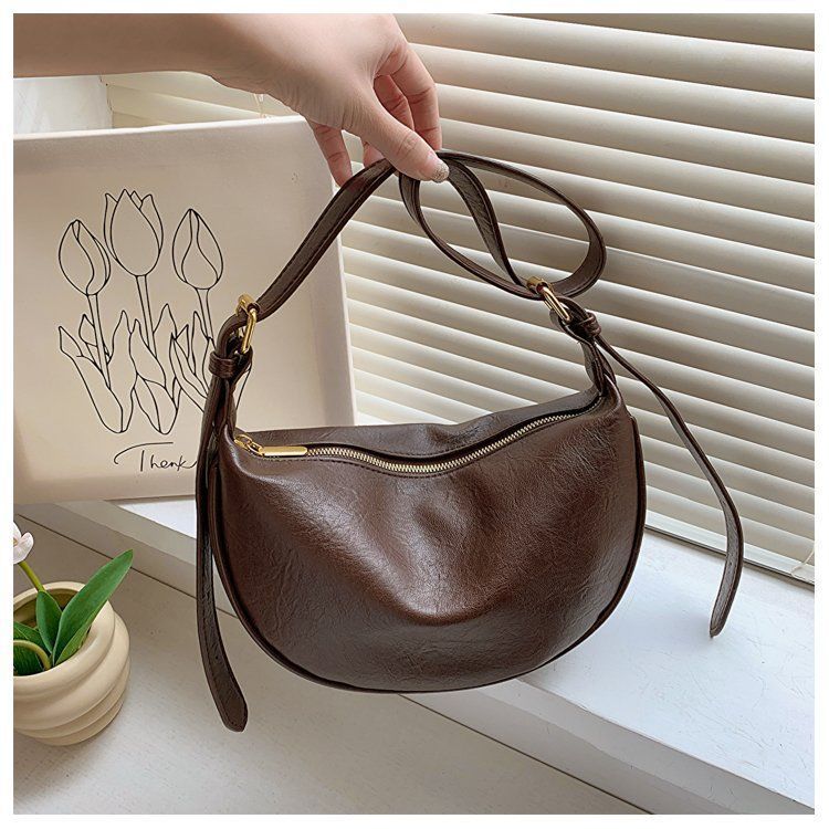 Dumpling Shoulder Bag