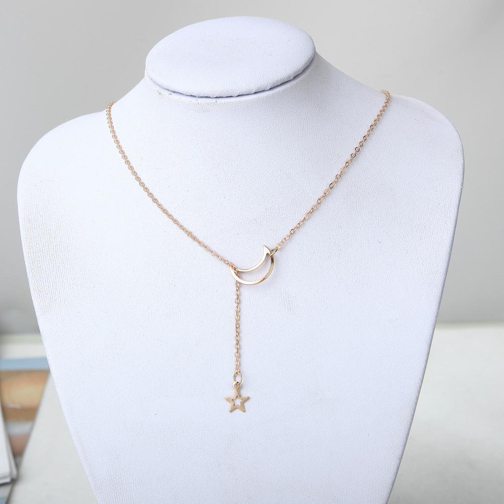 Fashion Moon Star Pendant Choker Necklace