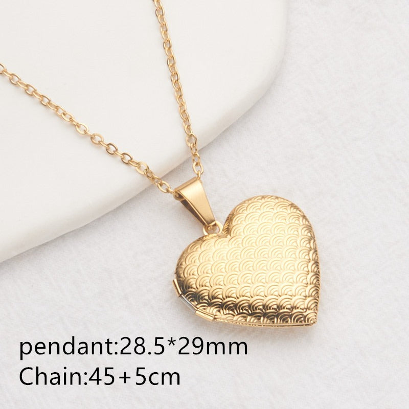 Opening Heart Women Necklace Personalized Album Box Necklace